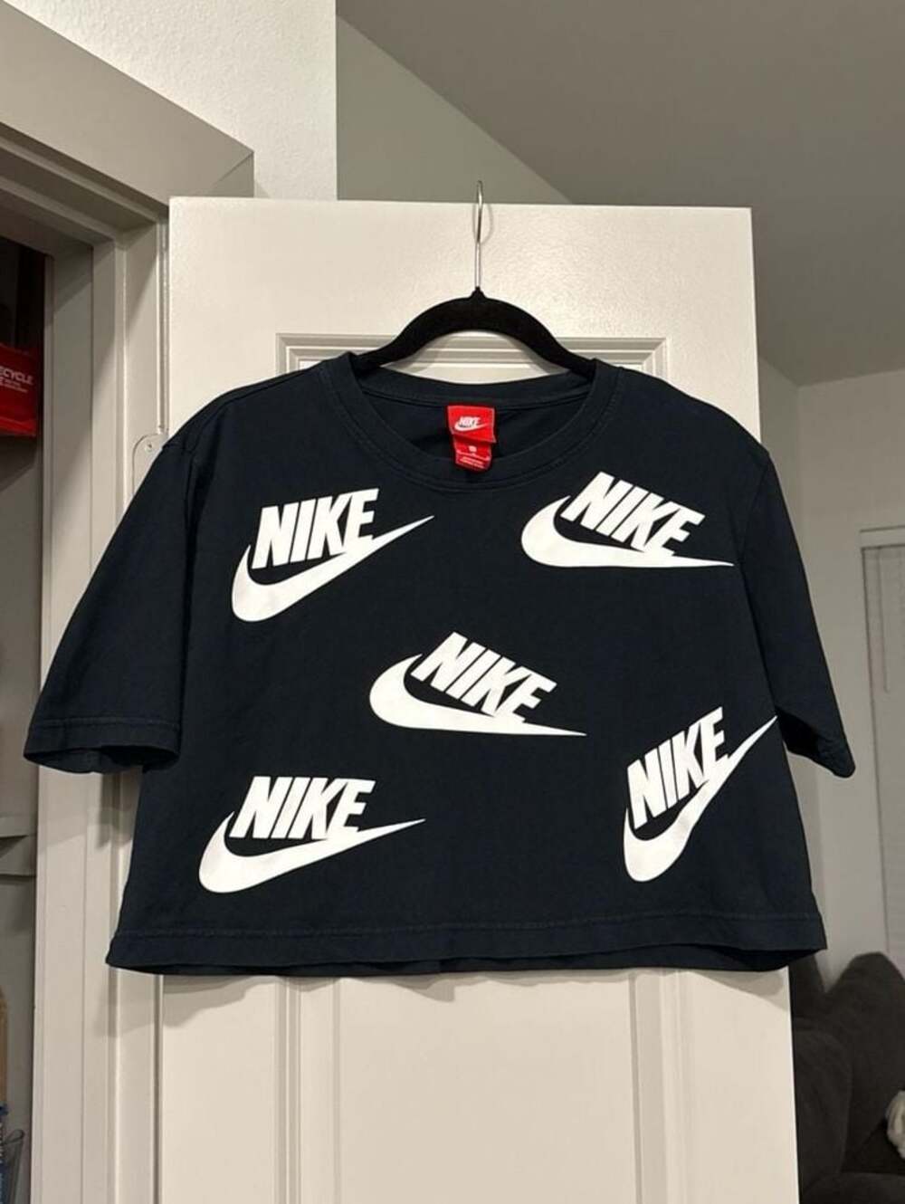Nike Women's Multi-Logo Cropped T-Shirt Black Size M